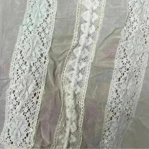 Free People Sheer Eyelet Detail White Boho Top Sz XS - Picture 8 of 10